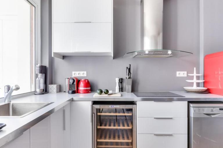 Guestready - Appartement Terrasse Vue Tour Eiffel Paris Dış mekan fotoğraf